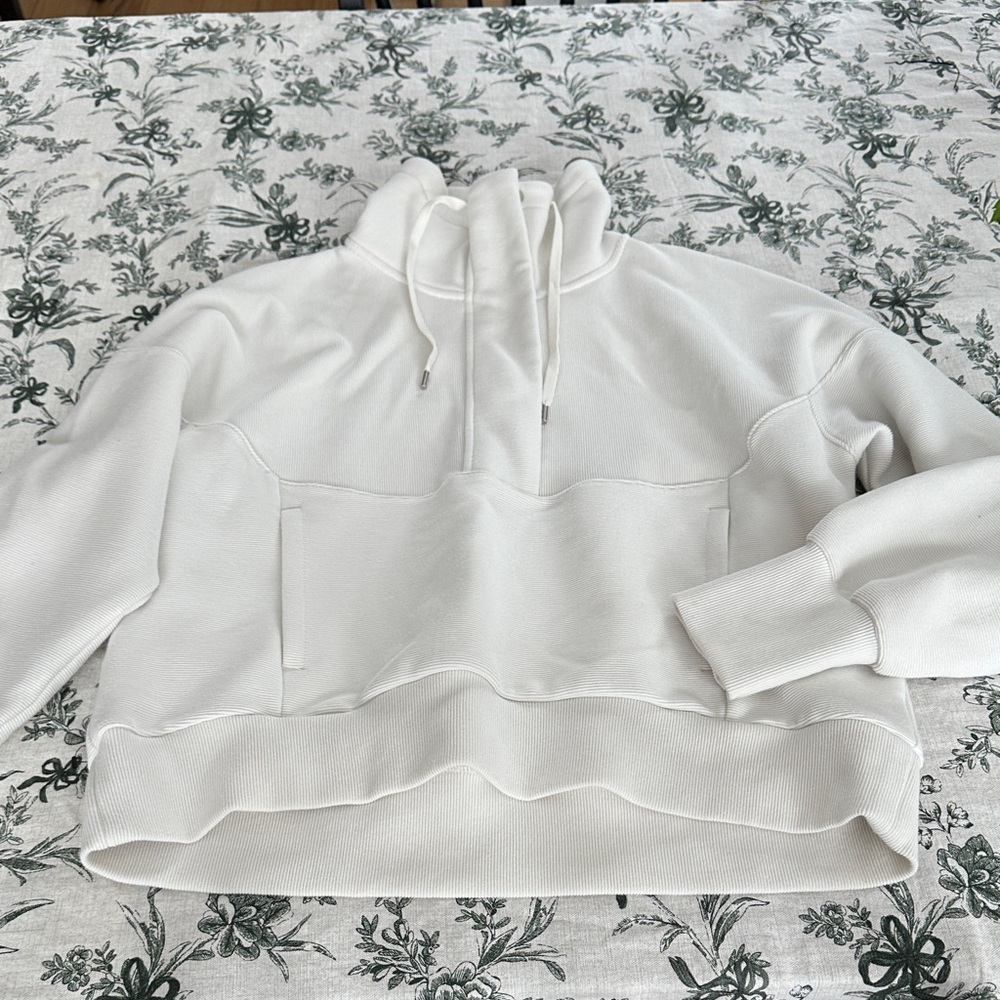 Calia quarter zip shirt/sweatshirt. Size Medium